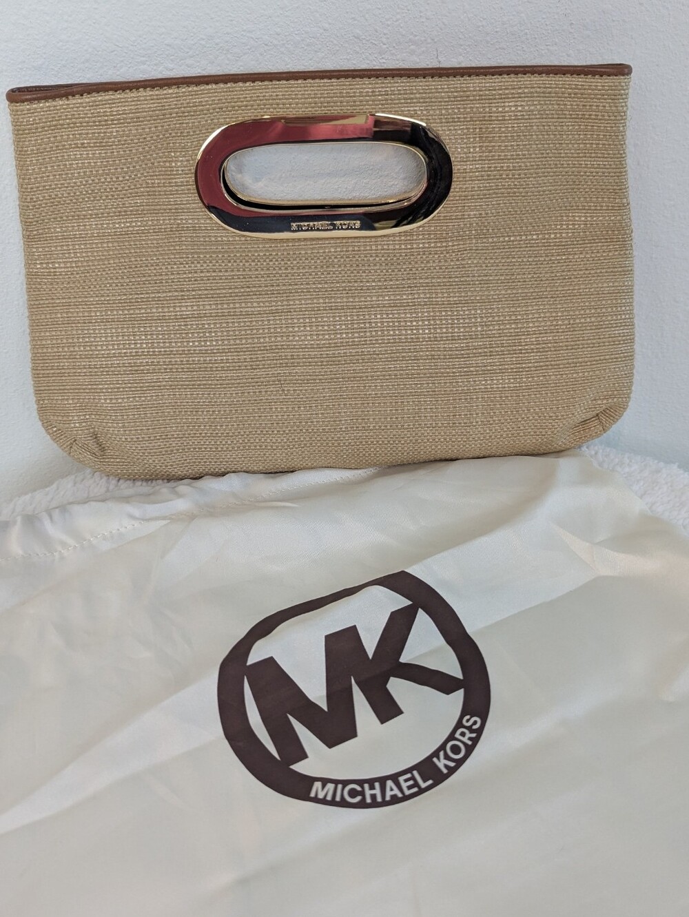 Michael Kors Berkley Soft Straw Clutch Bag NWT Camel Brown Gold Accent